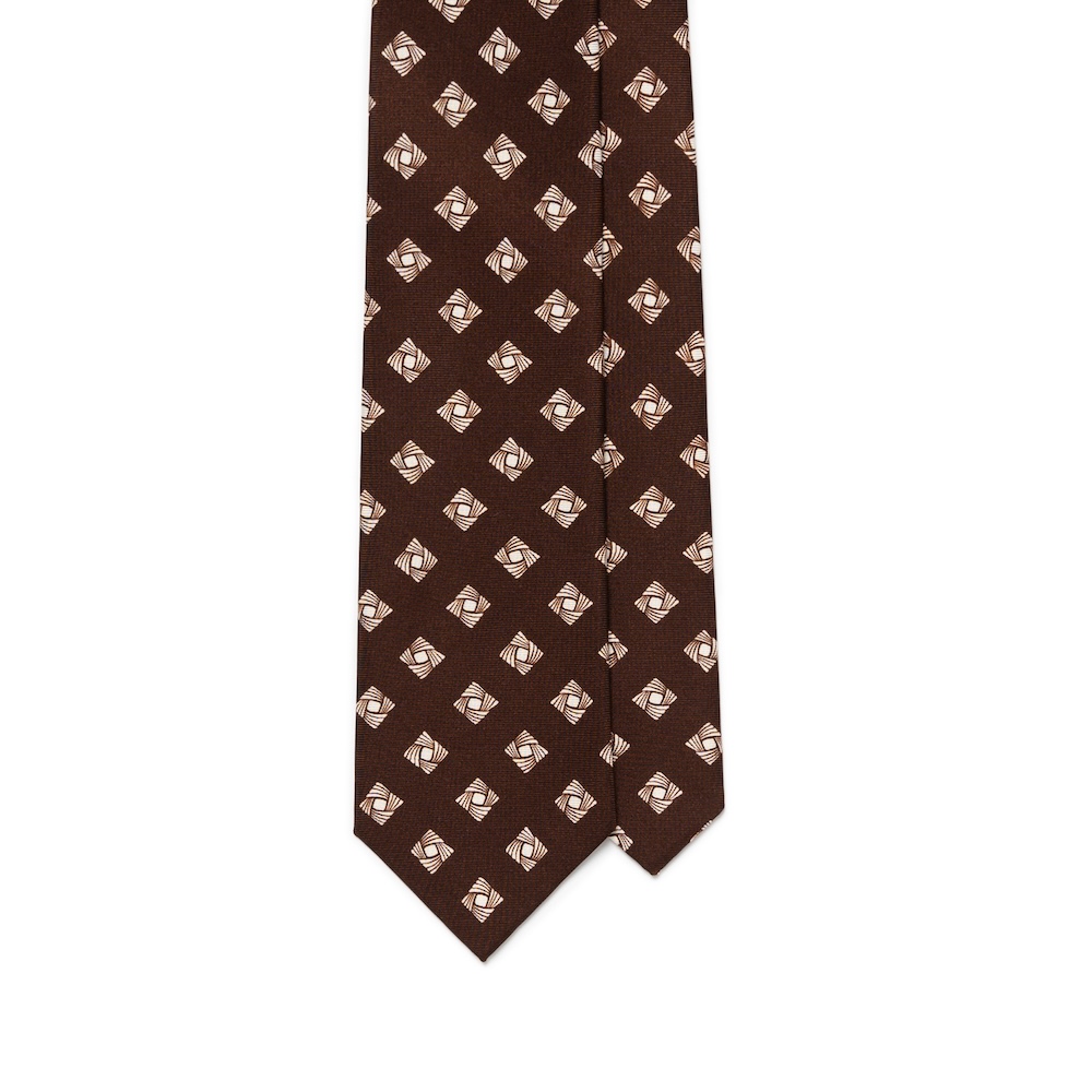 에리코 포르미콜라 화이트 스퀘어 트위스트 패턴 초콜릿 브라운 프린티드 실크 넥타이