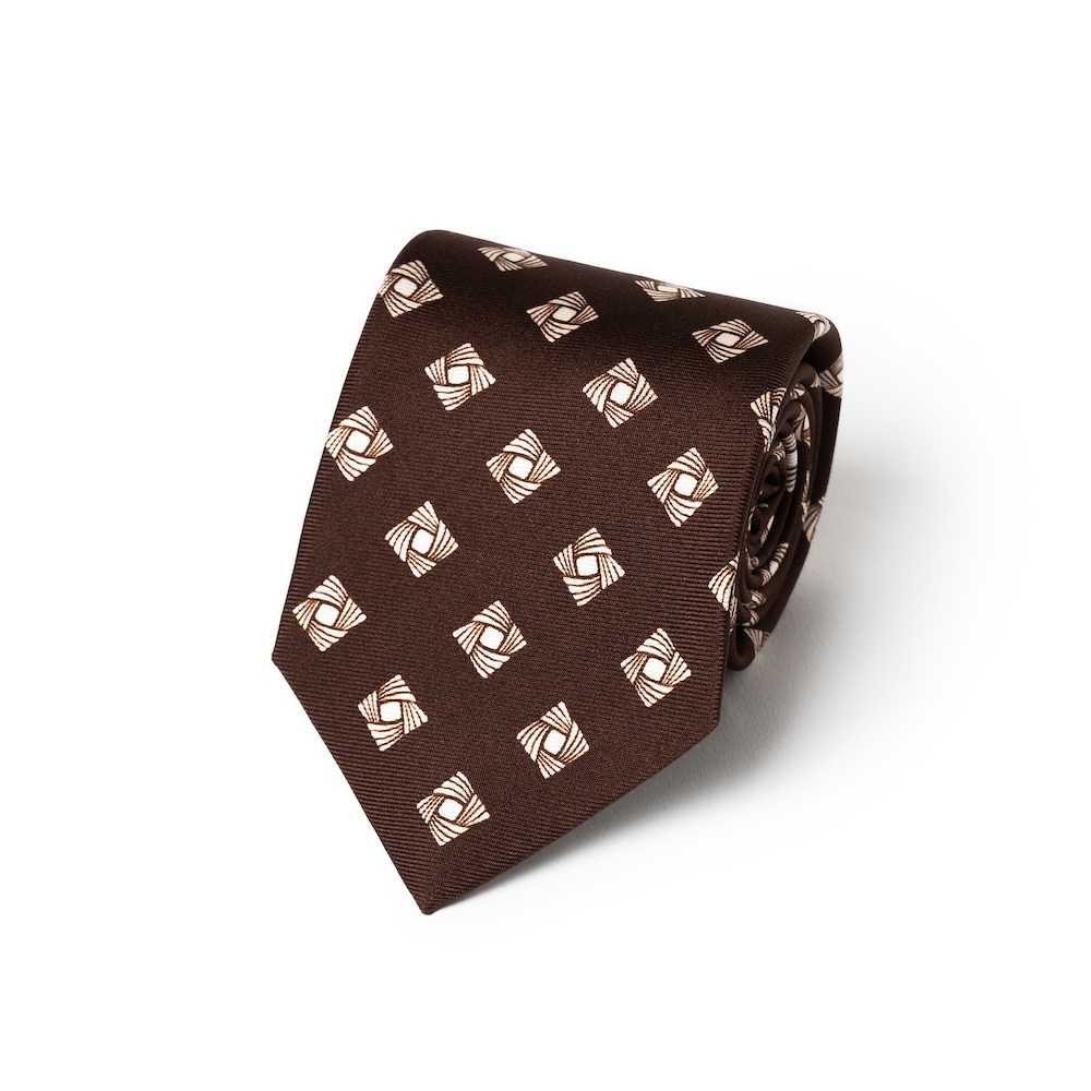 에리코 포르미콜라 화이트 스퀘어 트위스트 패턴 초콜릿 브라운 프린티드 실크 넥타이